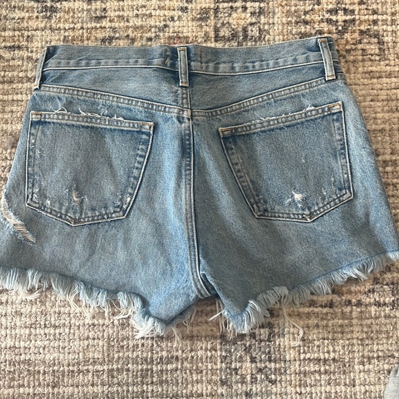 Agolde Parker Jean Shorts, Light wash. Size 27. - Picture 2 of 3